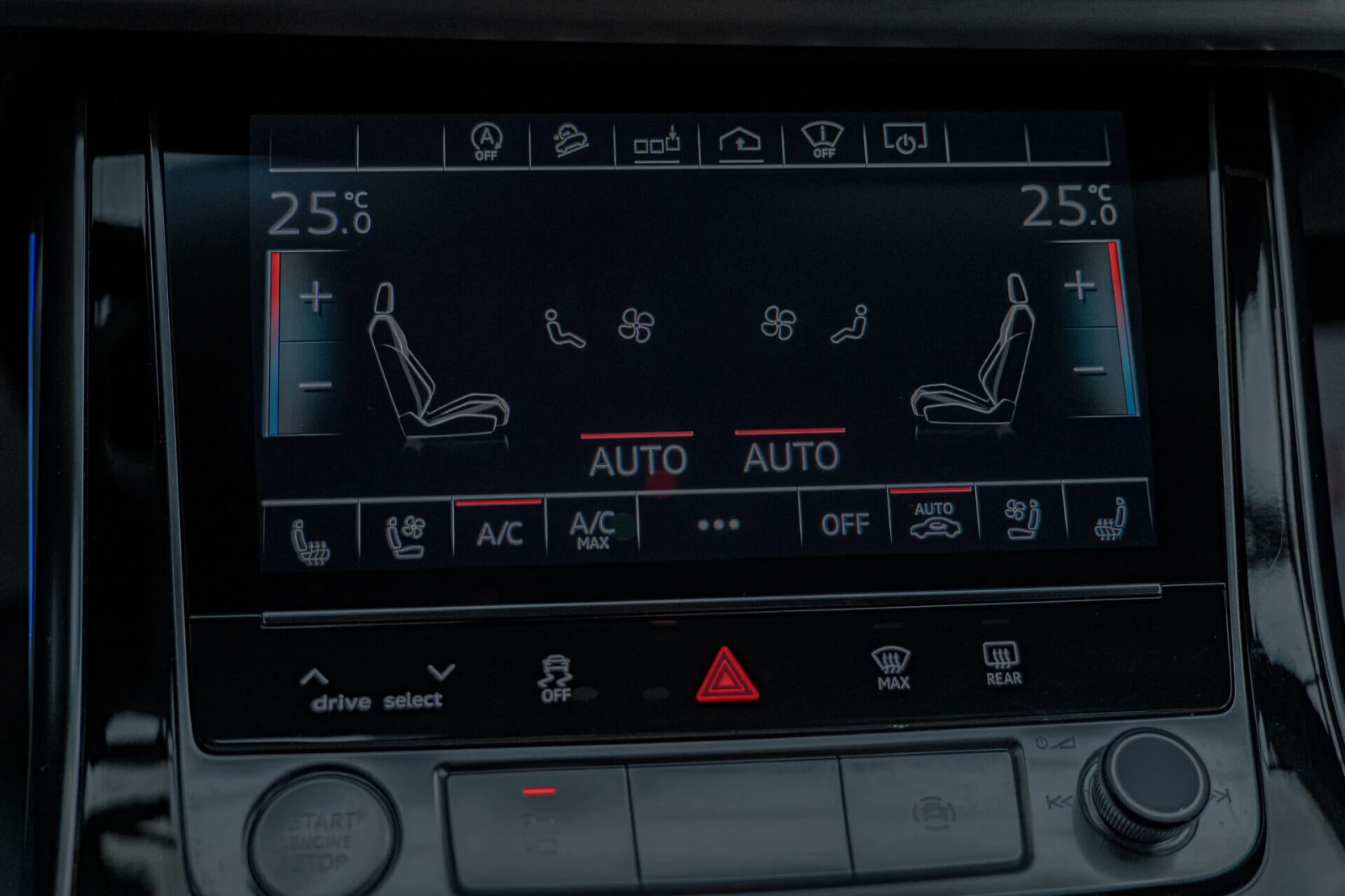 Audi Q8 50TDI/Ambient/Обдухване/Sline/HuD/Quattro - изображение 8