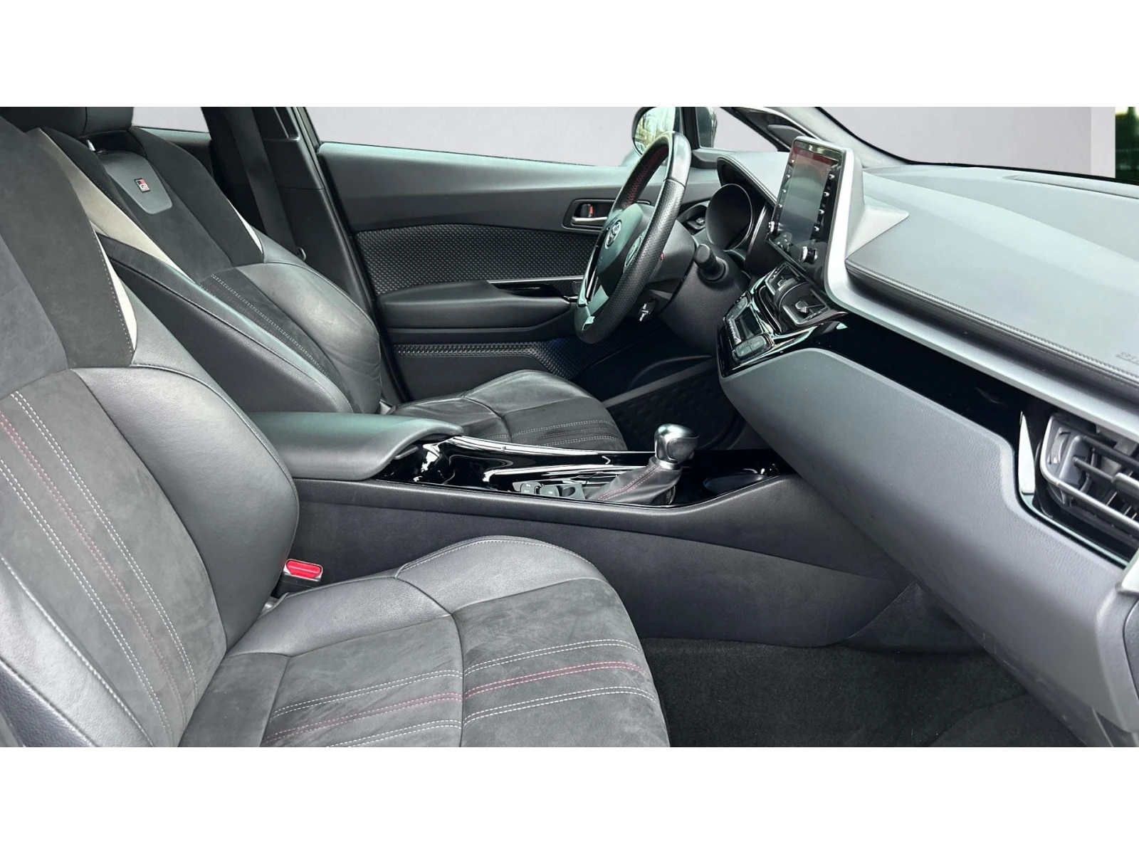 Toyota C-HR Месечна вноска от 570 лв. - изображение 6