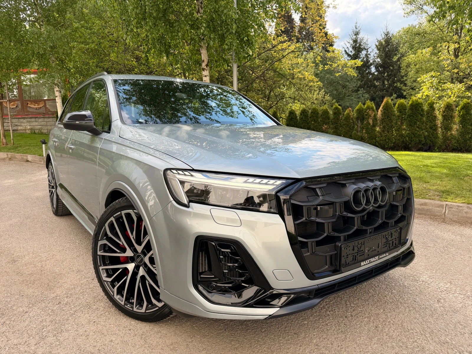 Audi Q7 60TFSI / PLUG IN HYBRID / S-LINE