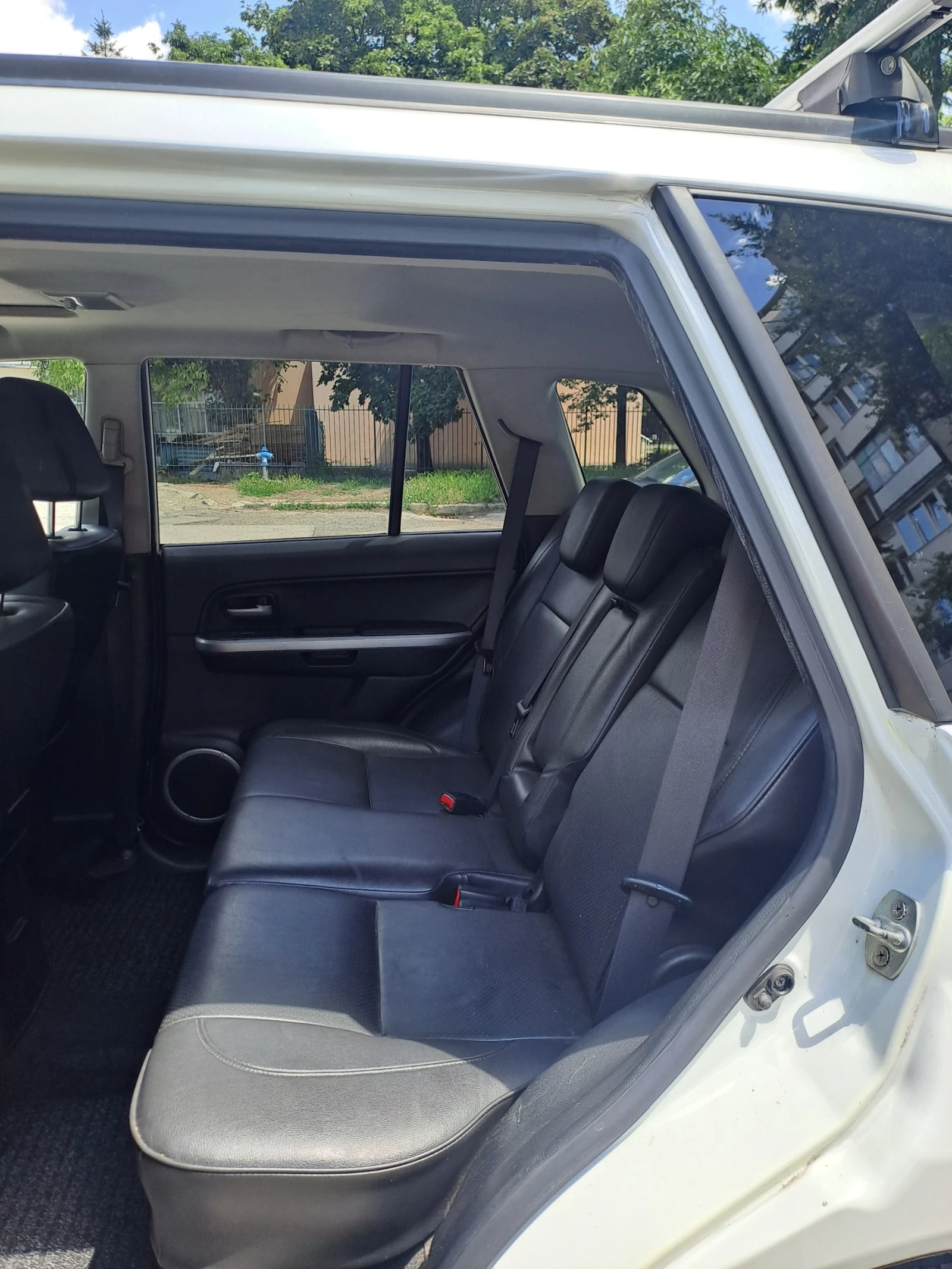 Suzuki Grand vitara, снимка 6 - Автомобили и джипове - 55179856