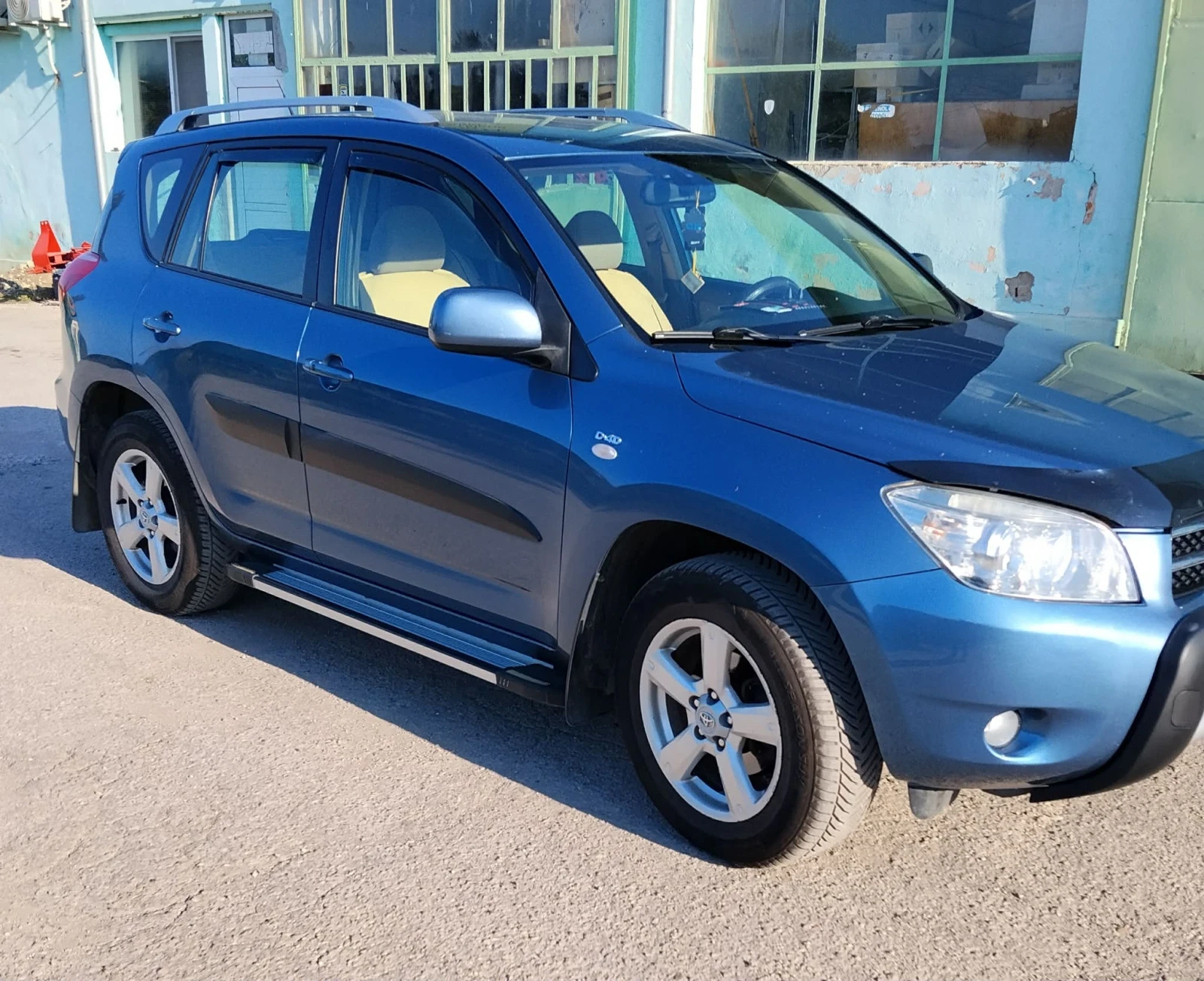 Toyota Rav4 2.2d4d, снимка 14 - Автомобили и джипове - 55623158