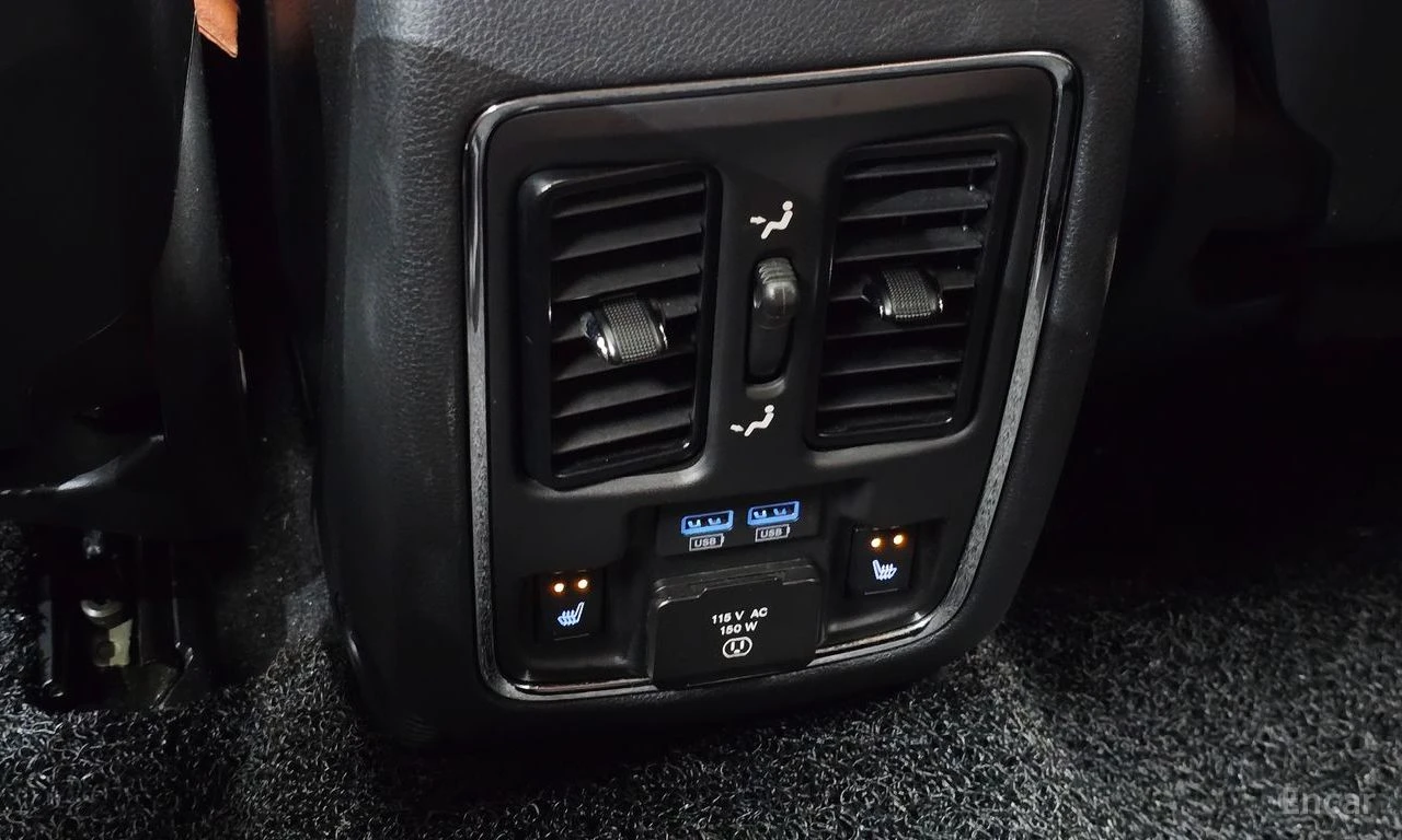 Jeep Grand cherokee 3.6* V6* 8ZF* SUMMIT* ДИСТРОНИК* ОБДУХВАНЕ* LANE* , снимка 15 - Автомобили и джипове - 55639593