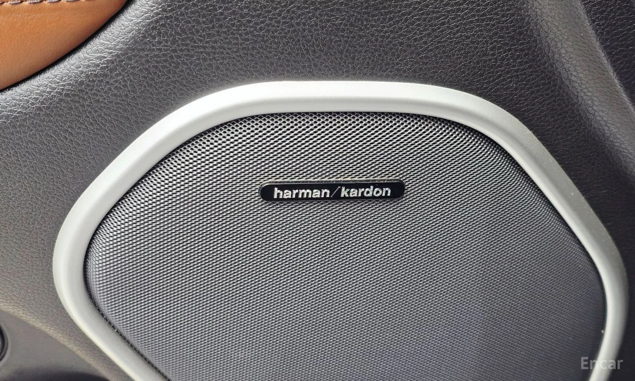 Jeep Grand cherokee 3.6* V6* 8ZF* SUMMIT* ДИСТРОНИК* ОБДУХВАНЕ* LANE* , снимка 12 - Автомобили и джипове - 55639593