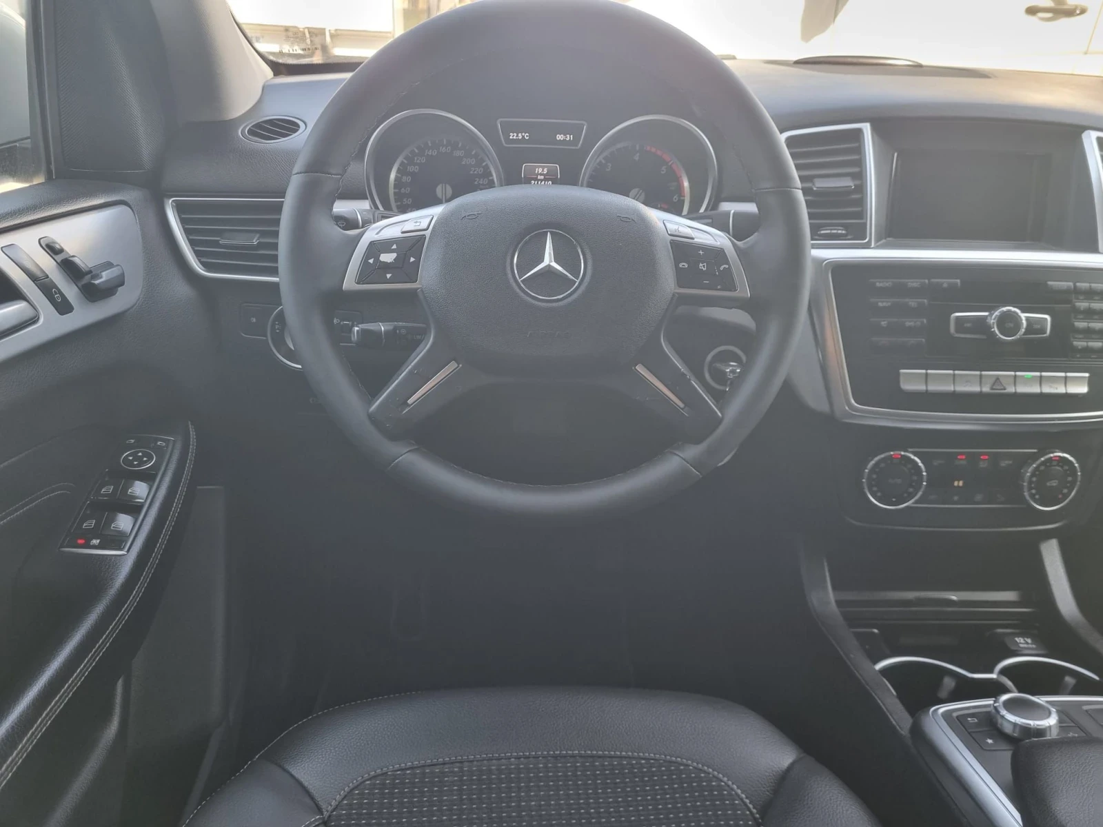 Mercedes-Benz ML 250  CDI, снимка 15 - Автомобили и джипове - 56325798