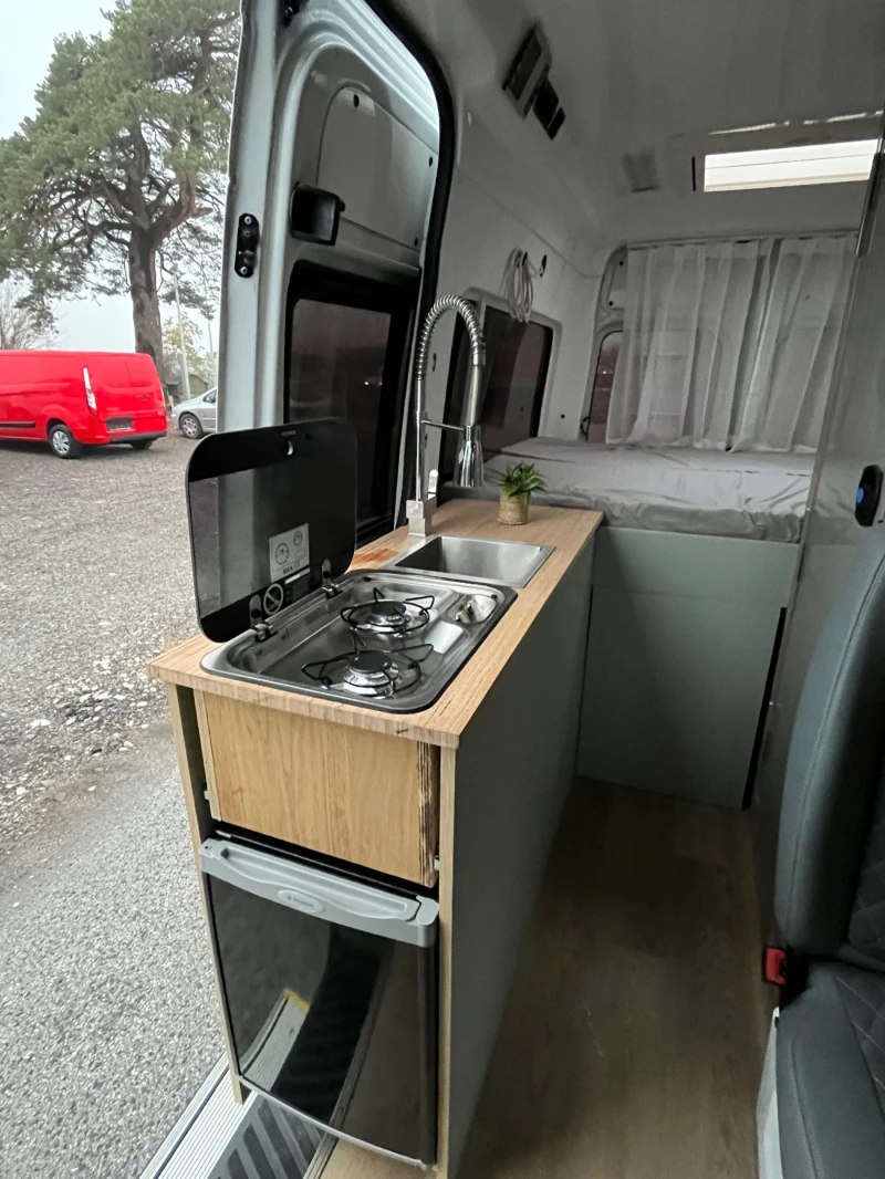 Mercedes-Benz Sprinter 4х4 кемпер, снимка 12 - Бусове и автобуси - 47998422