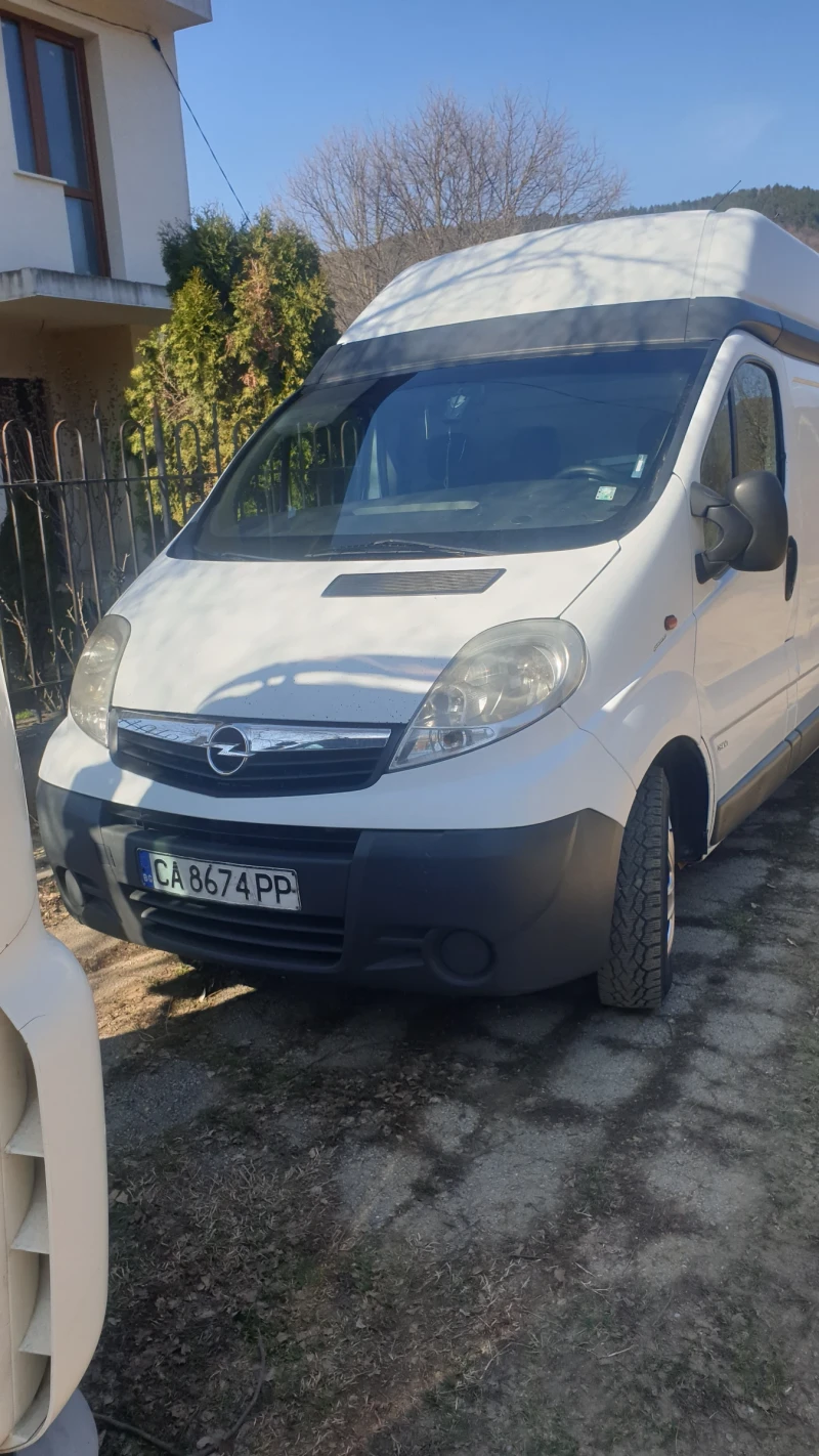 Opel Vivaro 2.0, снимка 1 - Бусове и автобуси - 49415155