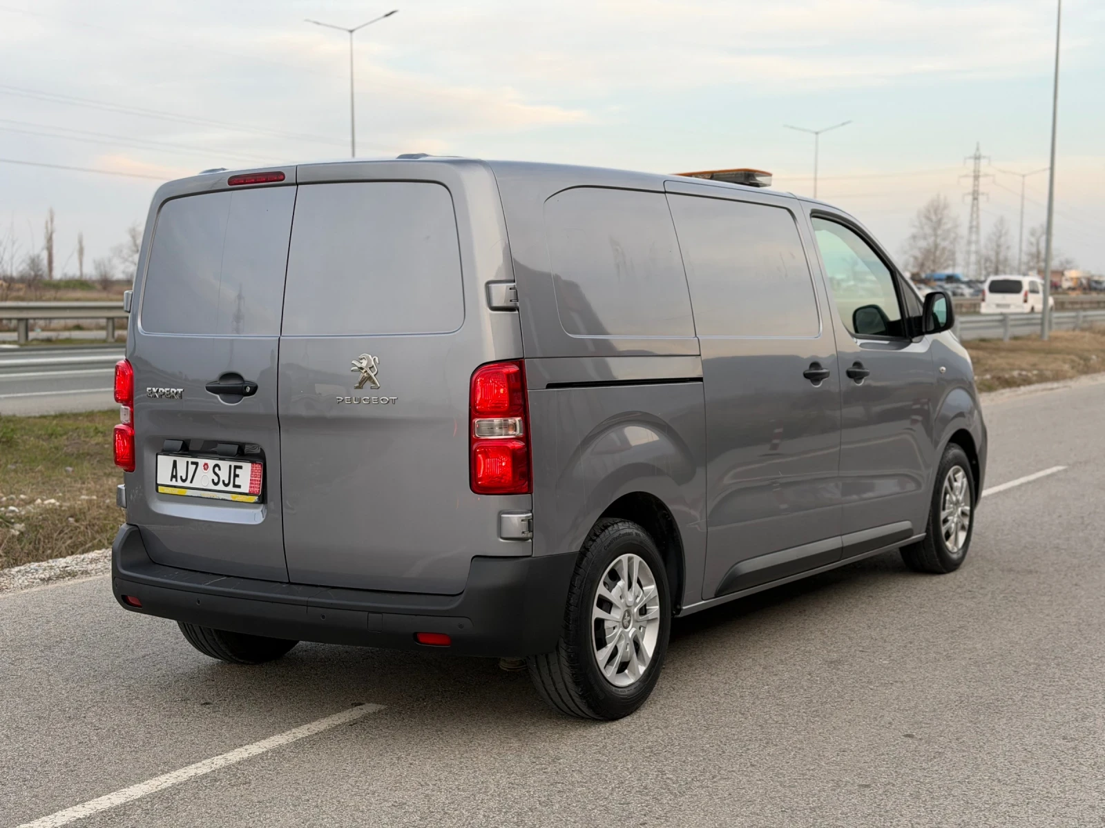 Peugeot Expert 49000km / НОВ / L2 /  - изображение 7