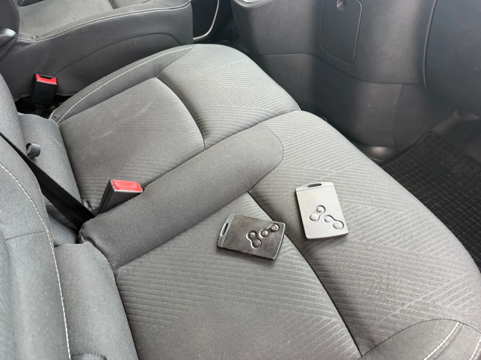 Nissan NV300 Nissan-NV300-1.6DCI-122kc-6 Скорости Kлима-Топ, снимка 16 - Бусове и автобуси - 55272134