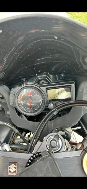 Suzuki Gsxr undefined | Auto.bg — изображение 5