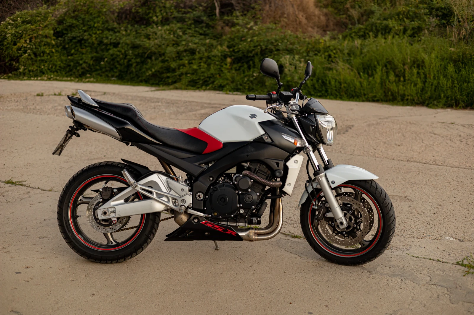 Suzuki Gsr, снимка 8 - Мотоциклети и мототехника - 54835848