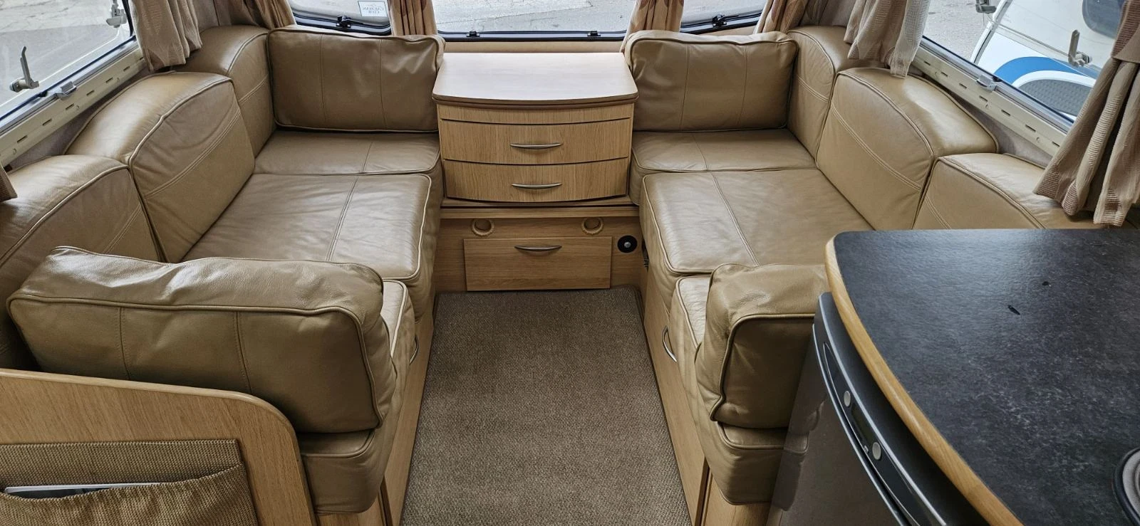 Каравана Coachmen, снимка 6 - Каравани и кемпери - 55339926