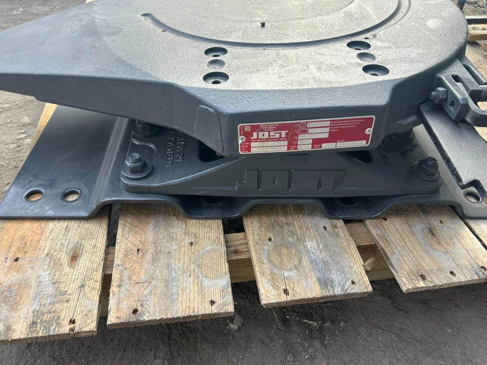 ����� JOST | Mobile.bg � ����������� 4