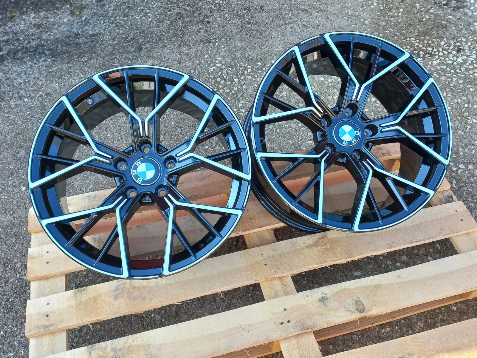 ������ �� BMW | Mobile.bg � ����������� 5
