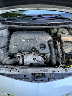 Opel Astra, снимка 9 - Автомобили и джипове - 45686869
