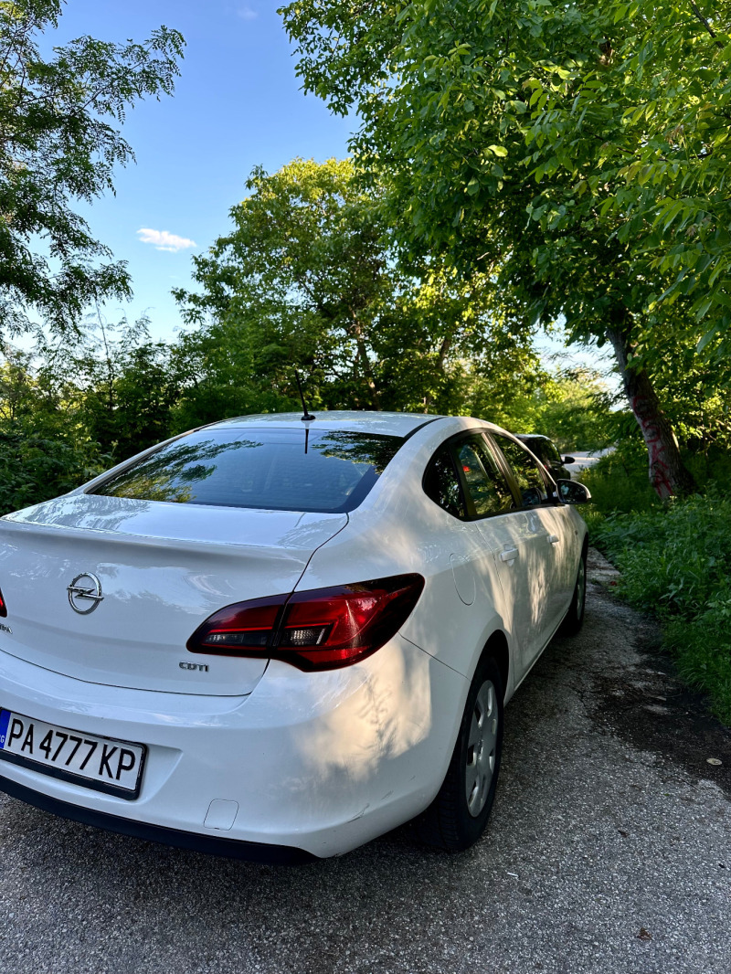 Opel Astra, снимка 5 - Автомобили и джипове - 45686869