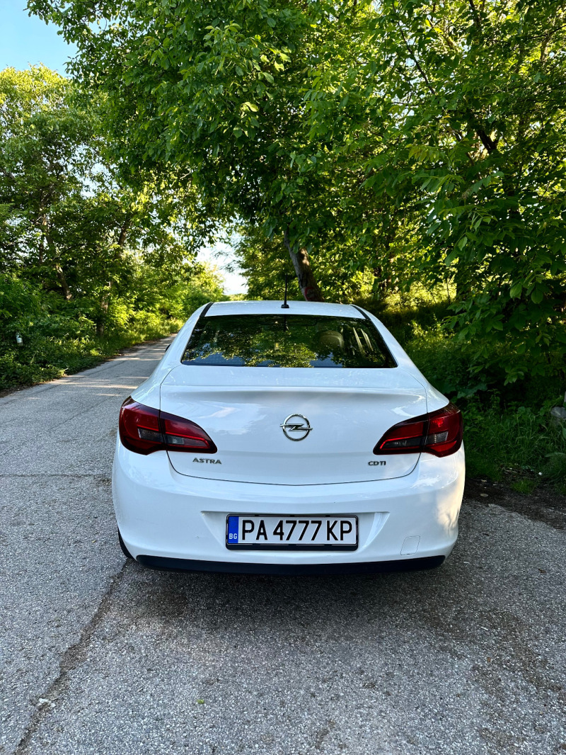 Opel Astra, снимка 4 - Автомобили и джипове - 45686869