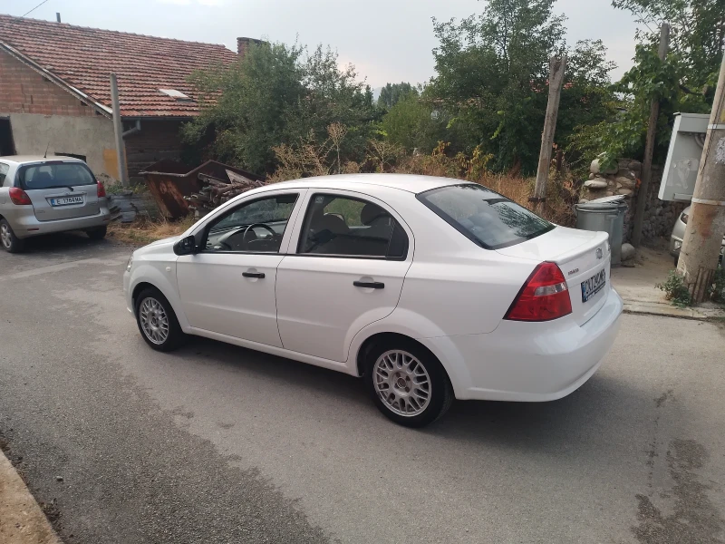 Chevrolet Aveo 1.4, снимка 5 - Автомобили и джипове - 47122494