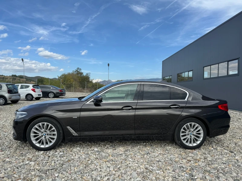 BMW 540  XDrive Luxury Line , снимка 3 - Автомобили и джипове - 47961309