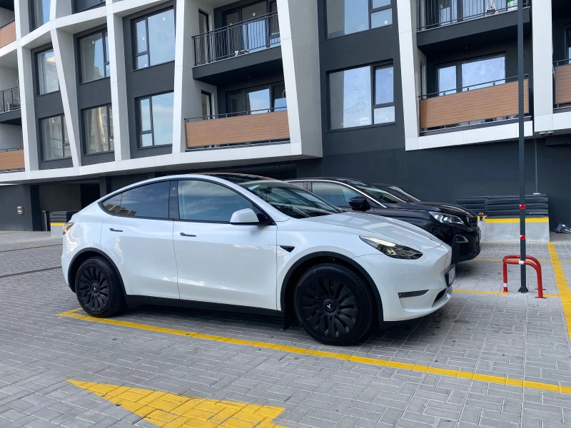 Tesla Model Y LONG RANGE DUAL MOTOR NEW РЕГИСТРИРАНА!, снимка 1 - Автомобили и джипове - 48629392