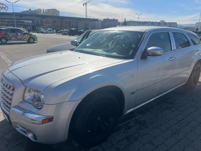 Chrysler 300c, снимка 3 - Автомобили и джипове - 49422370