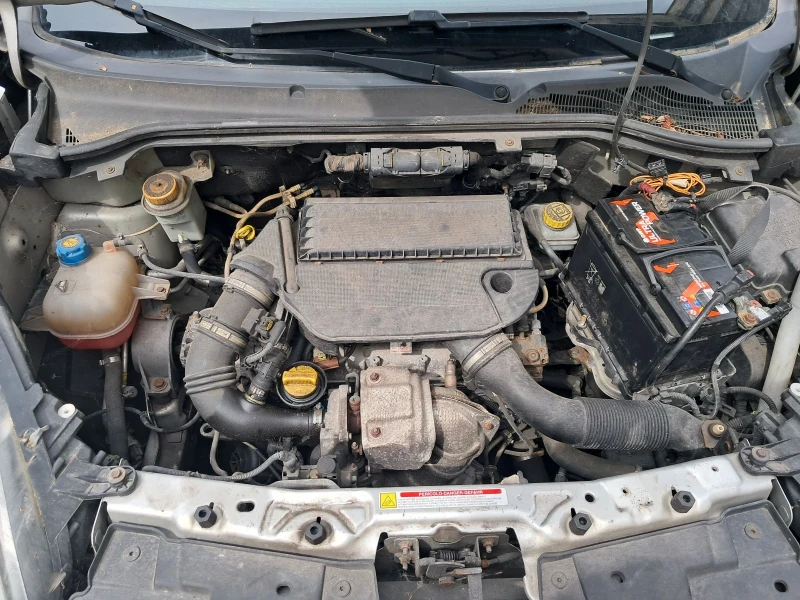 Opel Combo 1.3 mjet, снимка 6 - Автомобили и джипове - 50345007
