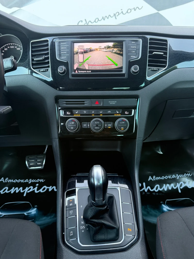 VW Golf Спорт ван, снимка 10 - Автомобили и джипове - 50924719