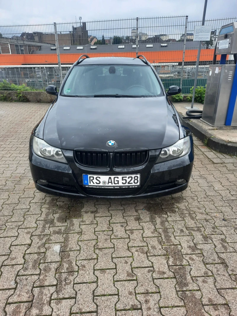BMW 320 320, снимка 2 - Автомобили и джипове - 52441145