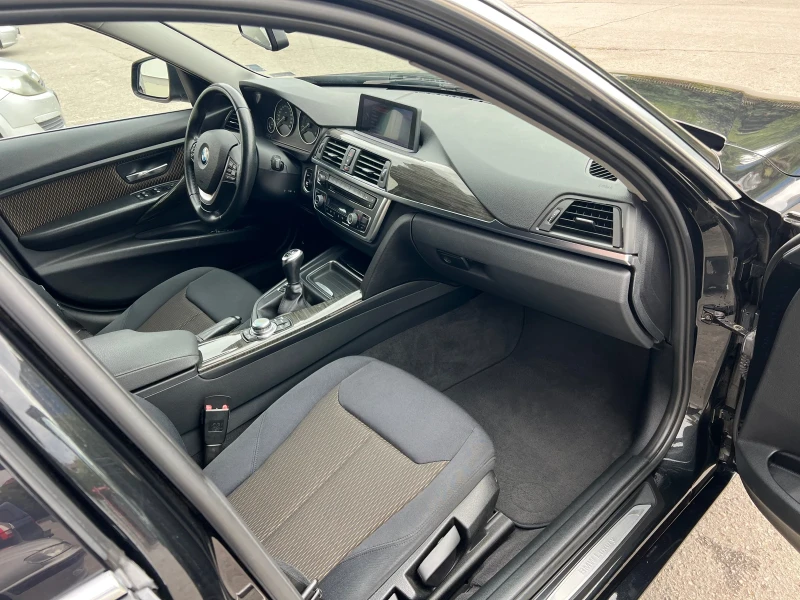 BMW 320, снимка 9 - Автомобили и джипове - 51910240