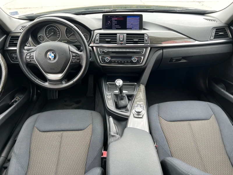 BMW 320, снимка 11 - Автомобили и джипове - 51910240