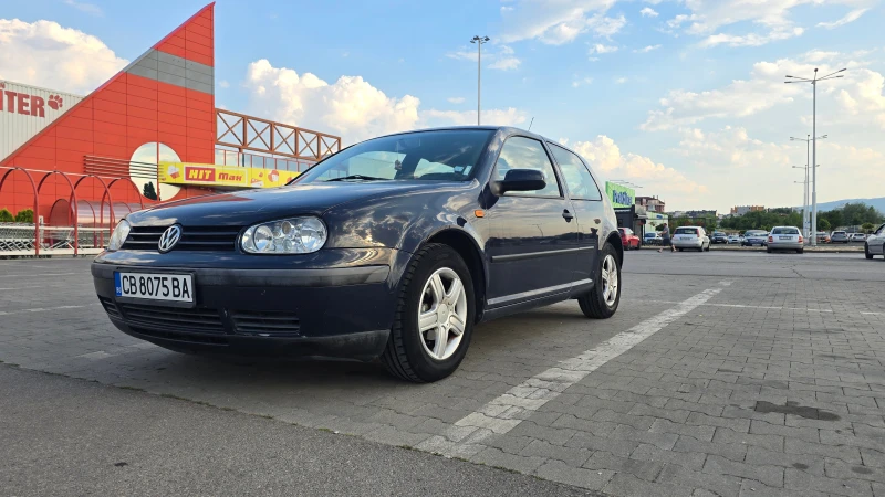 VW Golf, снимка 2 - Автомобили и джипове - 52239322