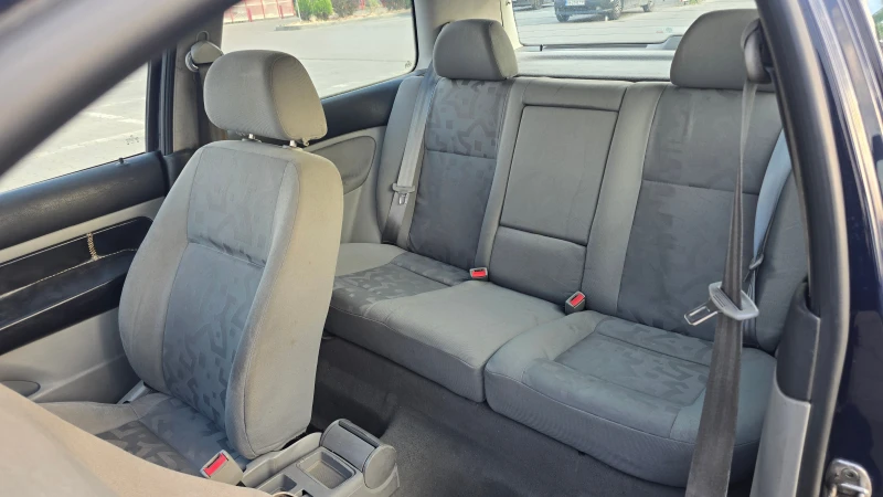 VW Golf, снимка 10 - Автомобили и джипове - 52239322