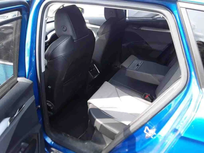 Skoda Enyaq 60.039 km, снимка 5 - Автомобили и джипове - 52290369