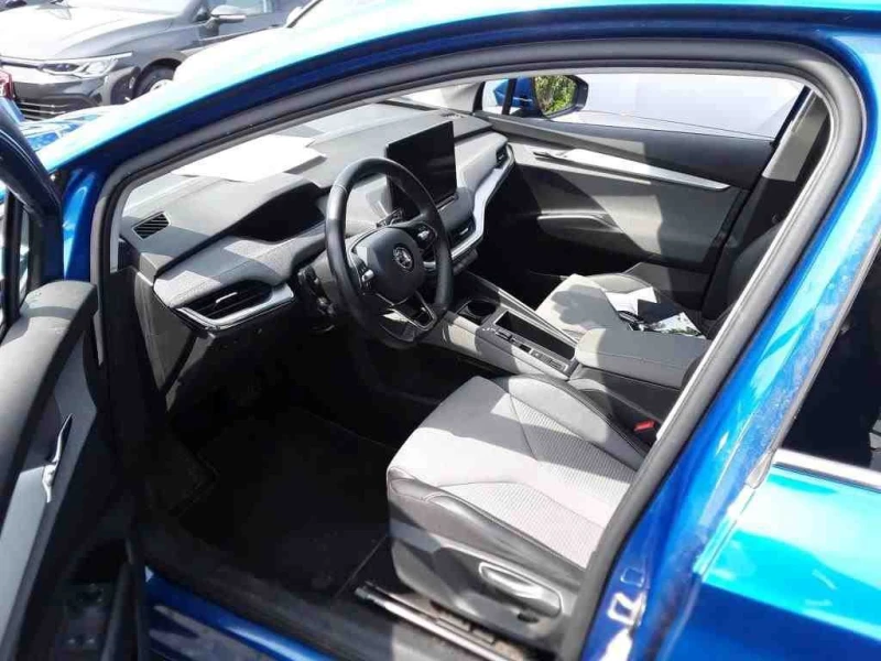 Skoda Enyaq 60.039 km, снимка 4 - Автомобили и джипове - 52290369
