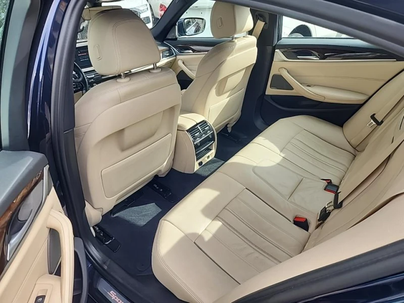BMW 540 * CARFAX* БЕЗ ПЪРВОНАЧАЛНА* , снимка 10 - Автомобили и джипове - 52744642