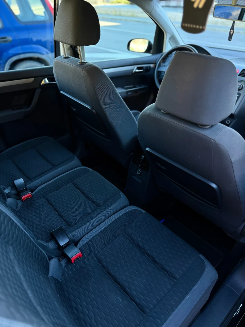 VW Touran * * 1.9TDI 105кс 7 МЕСТЕН ТОП СЪСТОЯНИЕ!* * , снимка 9 - Автомобили и джипове - 52930048