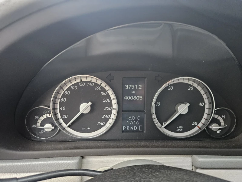 Mercedes-Benz C 220 2.2 cdi, снимка 10 - Автомобили и джипове - 53066507