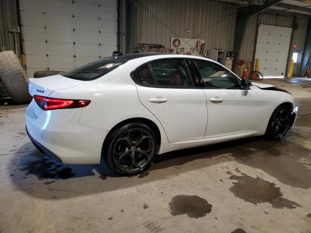 Alfa Romeo Giulia TI Q4 , снимка 3 - Автомобили и джипове - 49287672