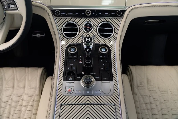 Bentley Continental gt Speed V8 Hybrid = Azure = Гаранция, снимка 14 - Автомобили и джипове - 56254104