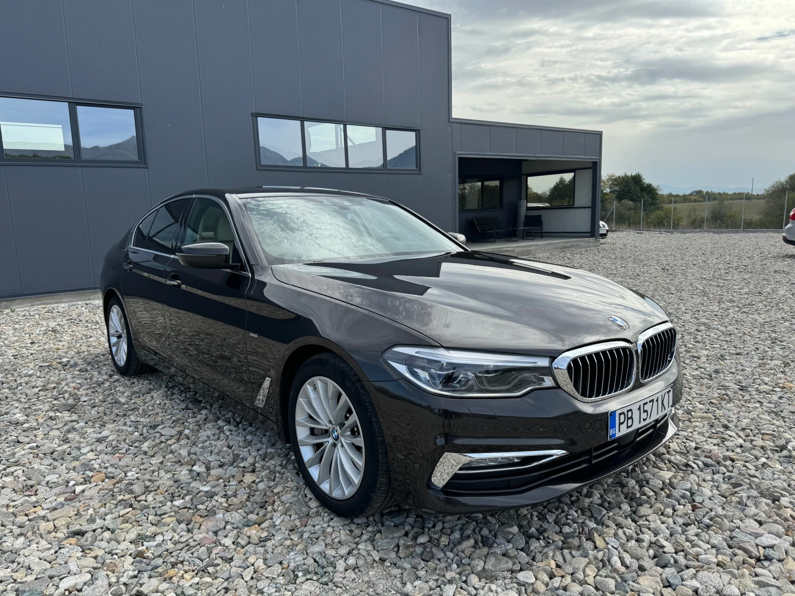 BMW 540  XDrive Luxury Line  - изображение 8