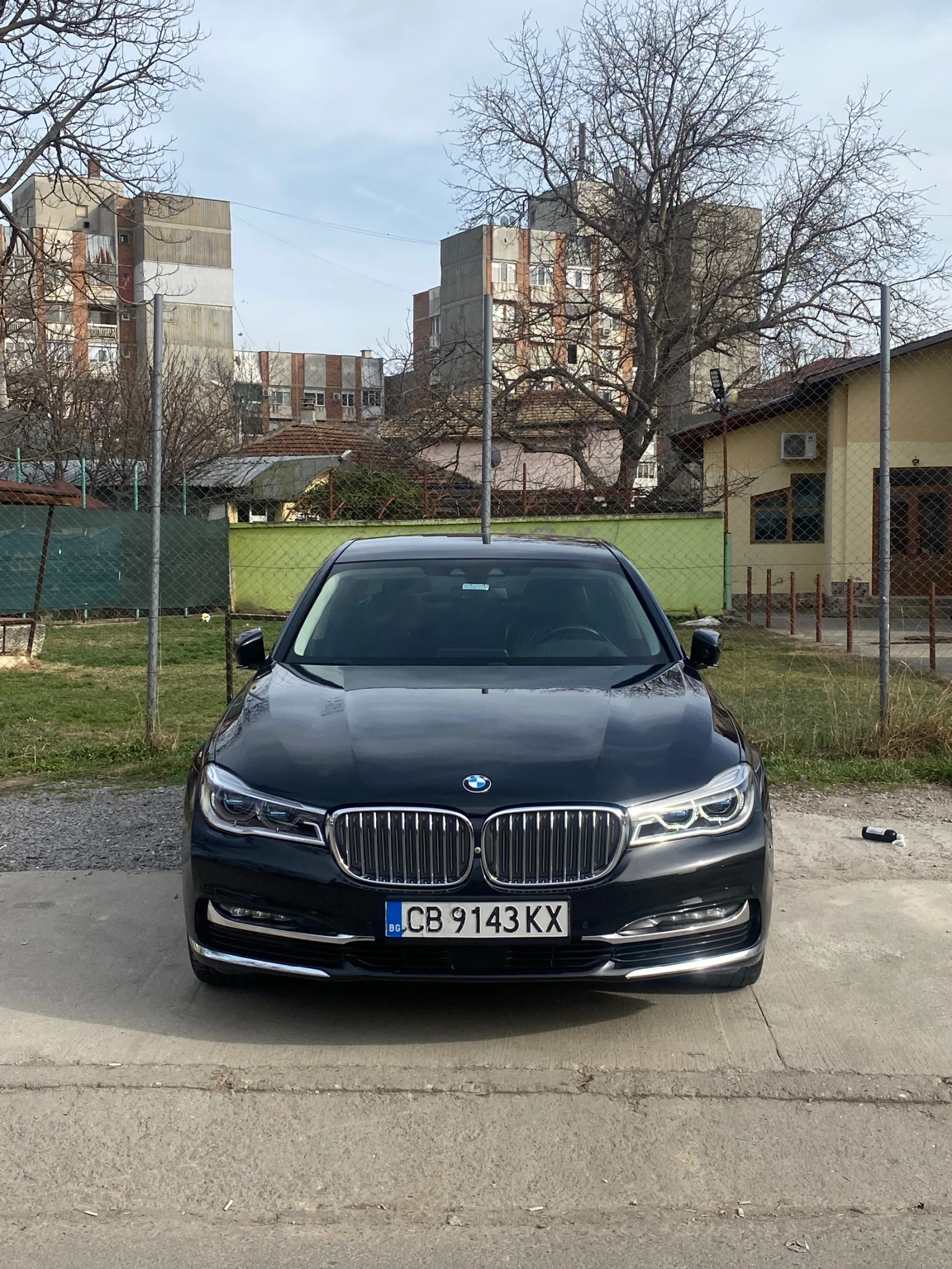 BMW 740 | Mobile.bg   11