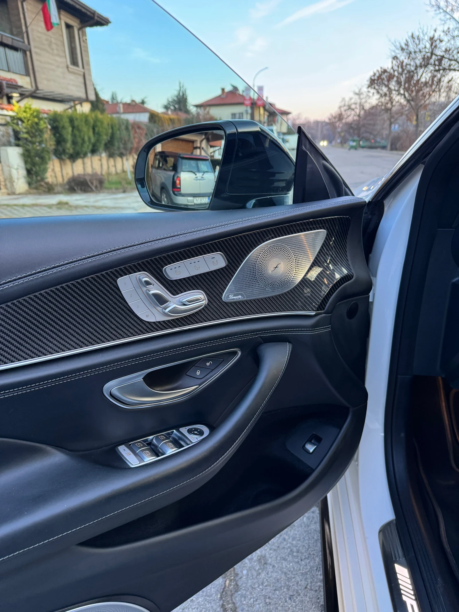 Mercedes-Benz AMG GT 6, 3 S - изображение 9