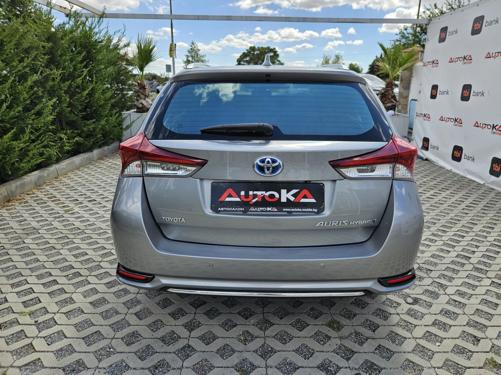 Toyota Auris 1.8HYBRID-99кс= FACE= КАМЕРА= СЕРВ. ИСТОРИЯ  - изображение 4