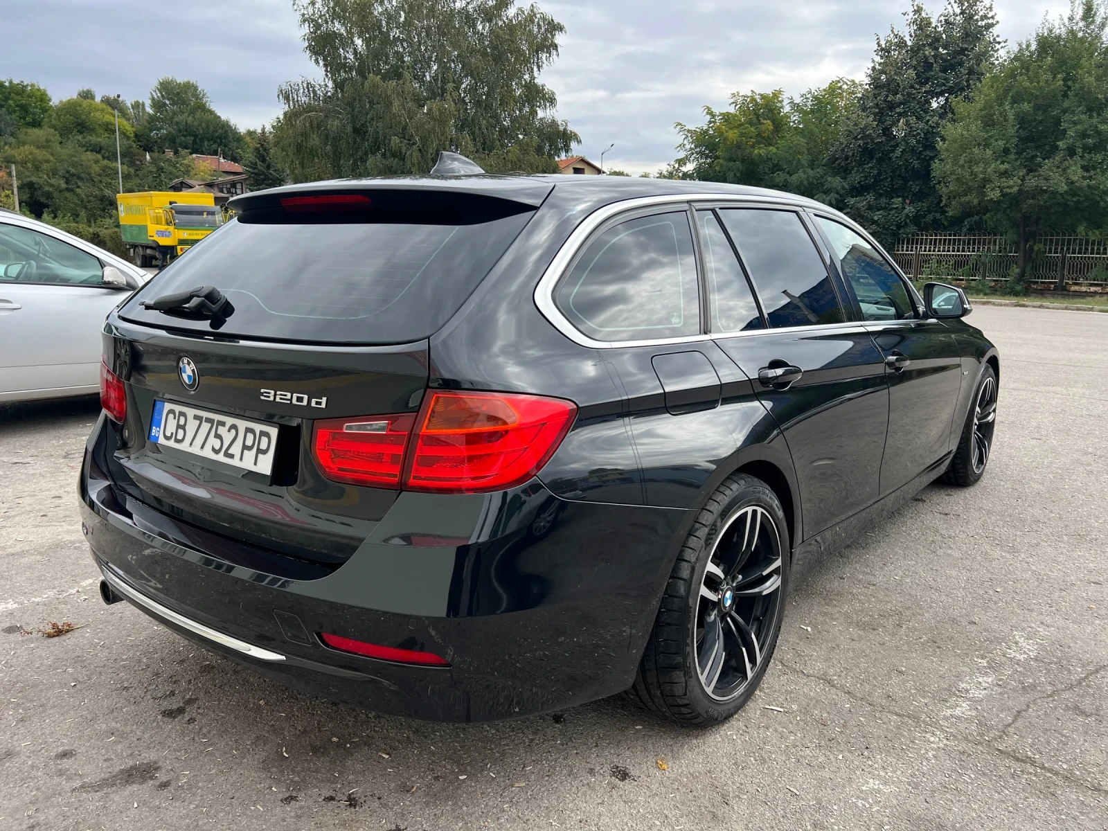 BMW 320  - изображение 5