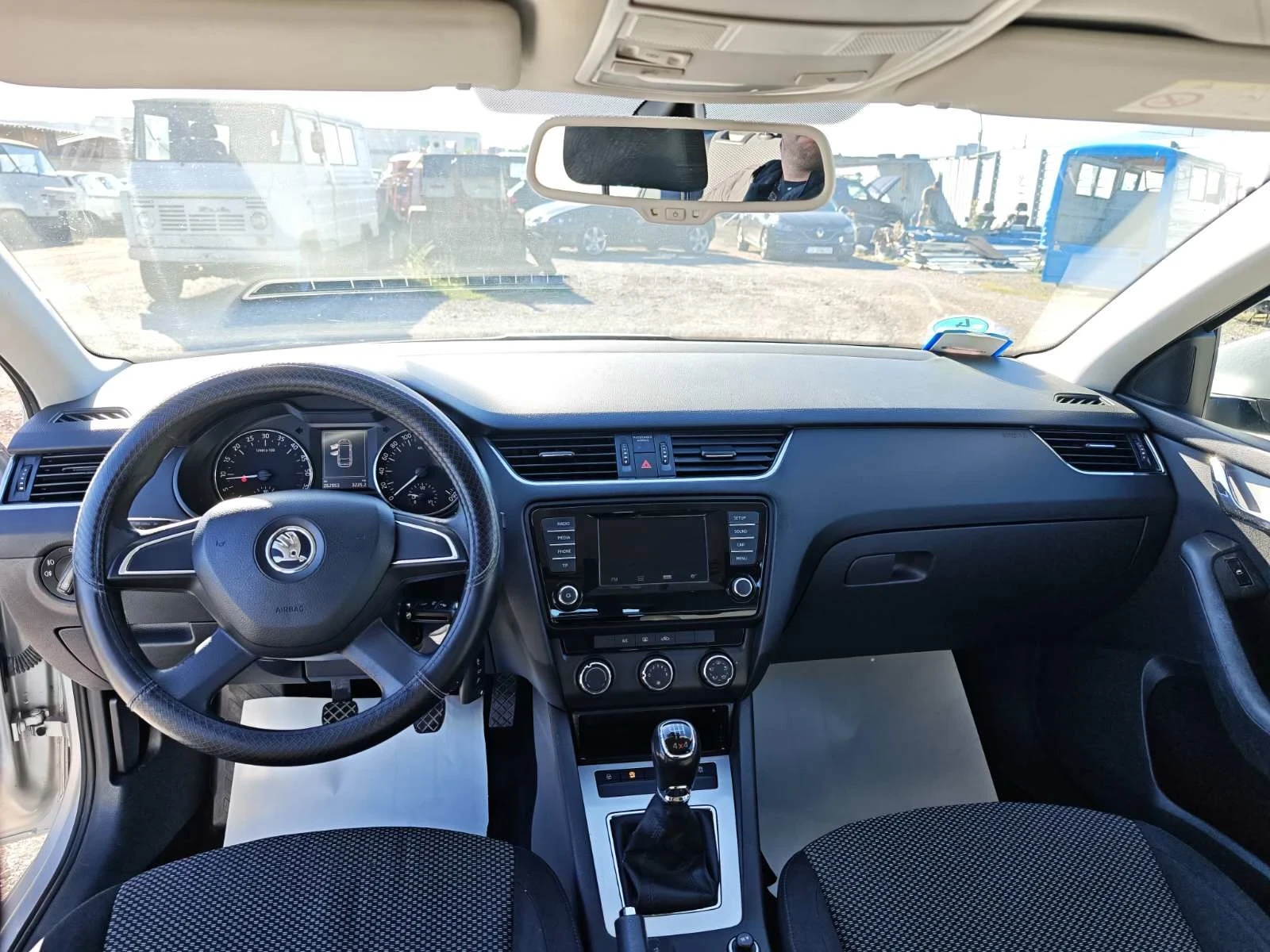 Skoda Octavia 1.6TDI 4x4 Euro 5  | Mobile.bg   10