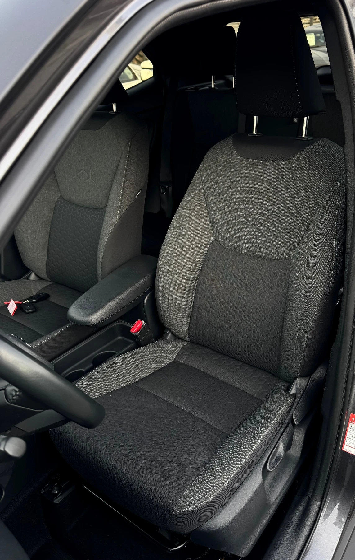 Toyota Yaris Cross Trend / Гаранционна - изображение 9