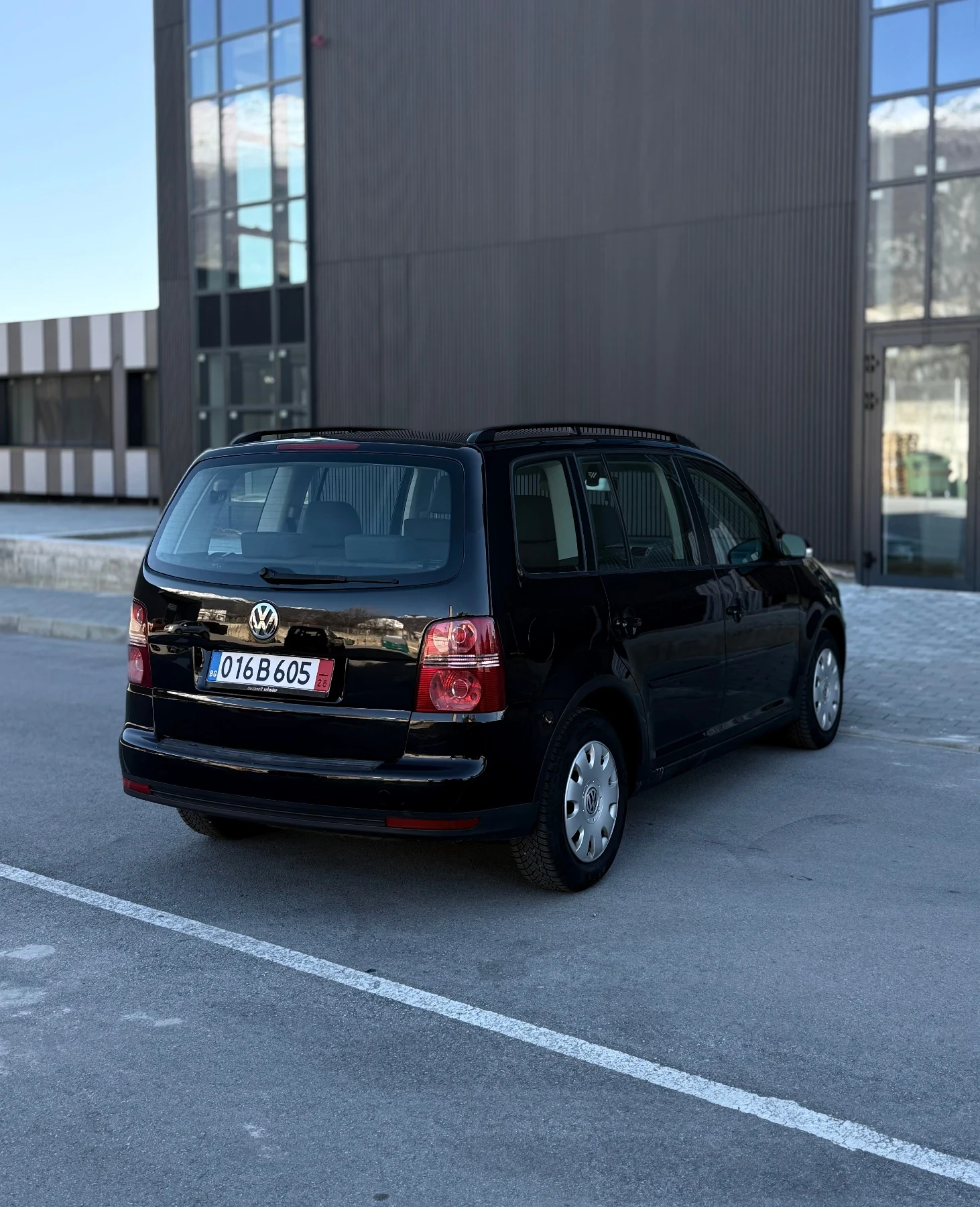 VW Touran * * 1.9TDI 105�� 7 ������ ��� ���������!* *  | Mobile.bg � ����������� 6