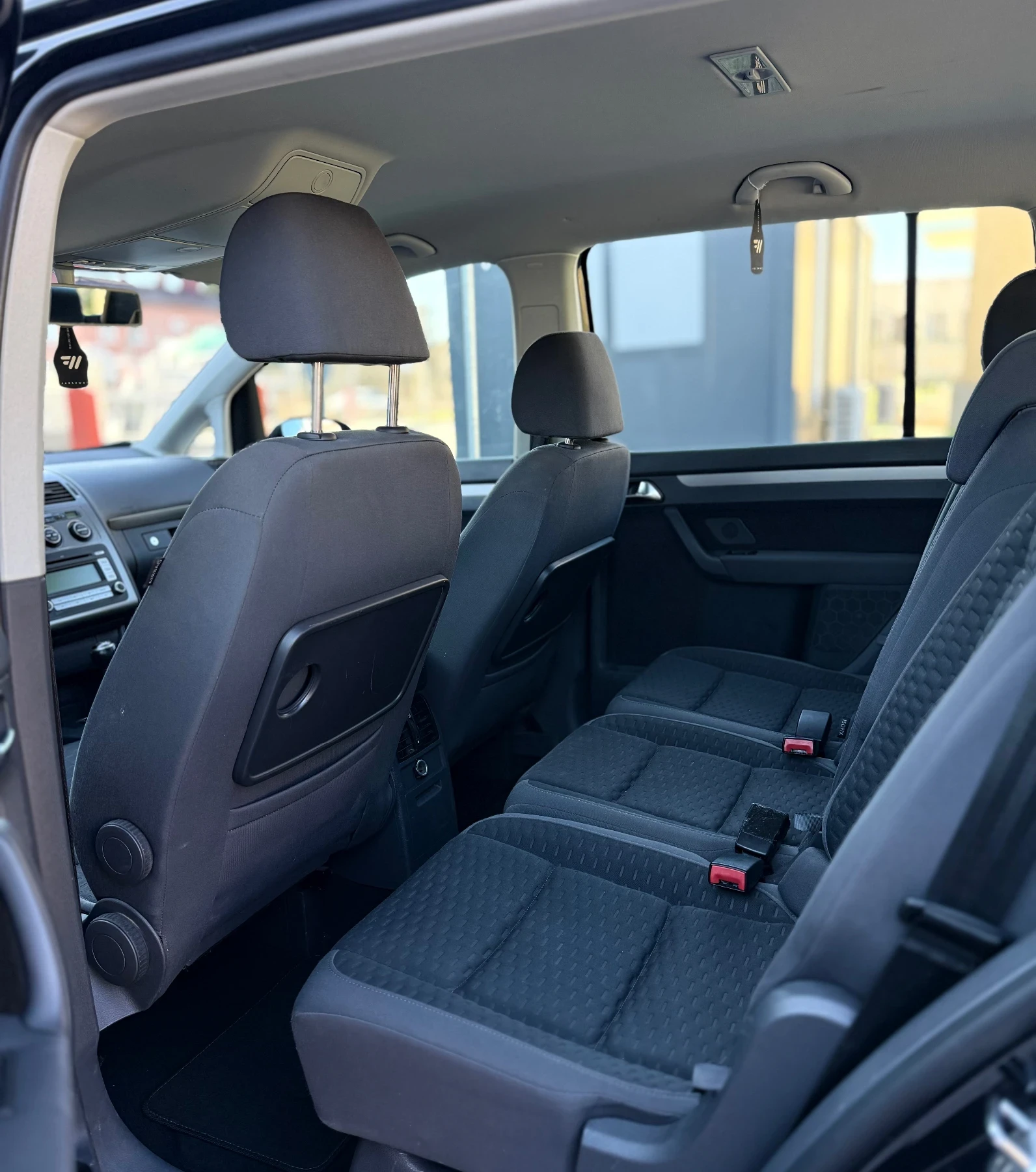 VW Touran * * 1.9TDI 105�� 7 ������ ��� ���������!* *  | Mobile.bg � ����������� 10