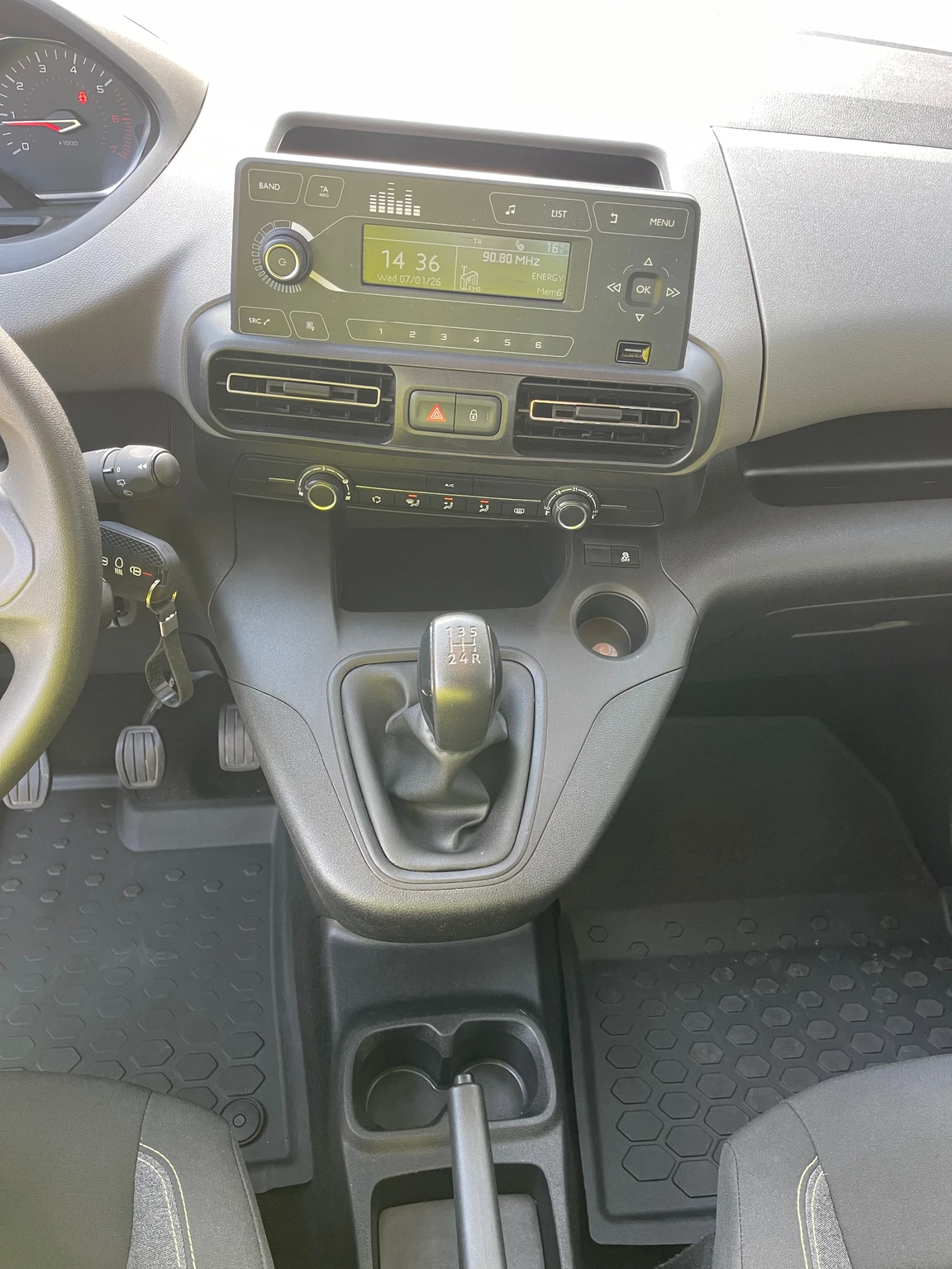 Peugeot Rifter 1.5 Blue-HDi Active | Mobile.bg � ����������� 10