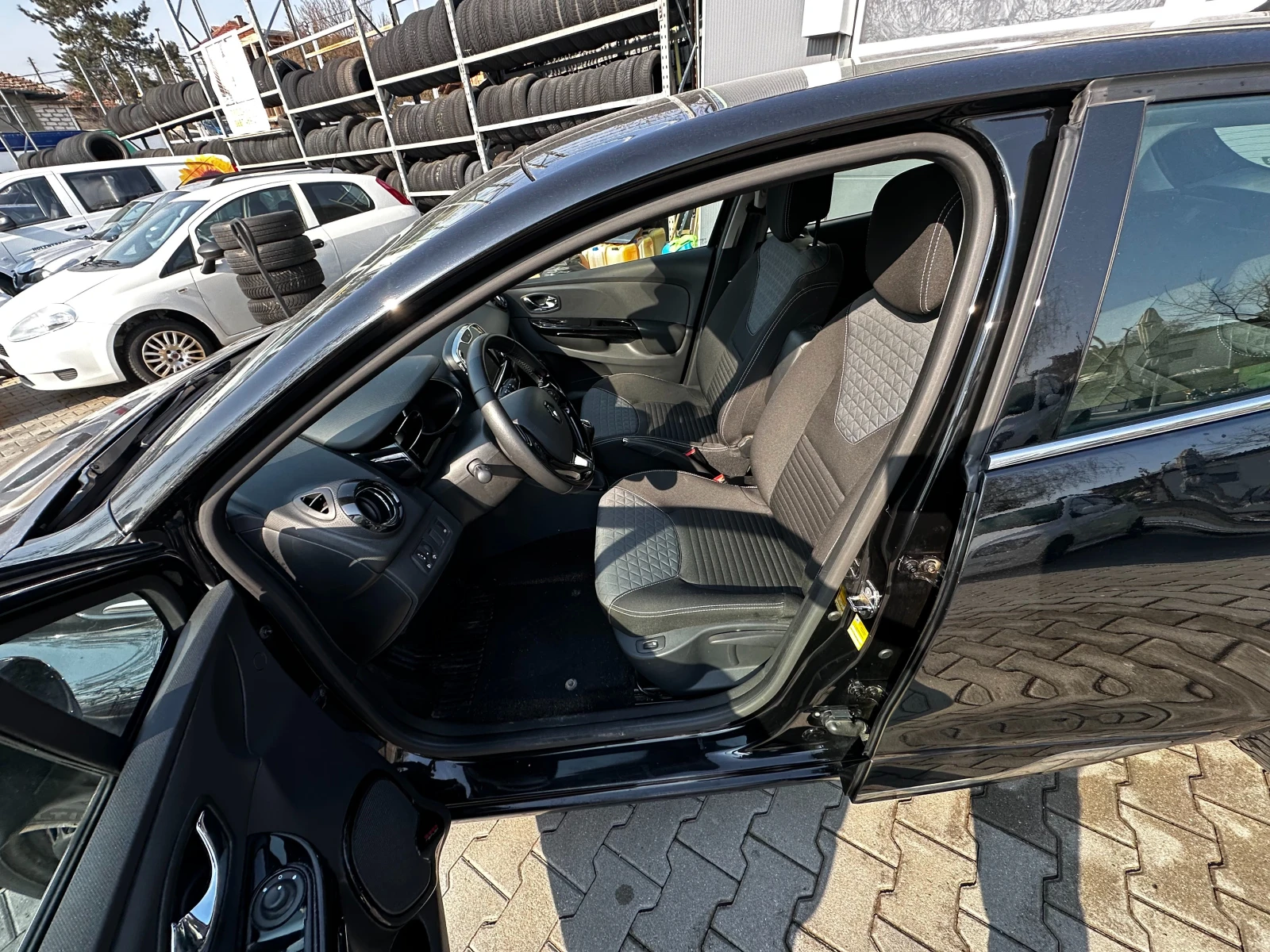 Renault Clio 0.9 TCe 90�.� | Mobile.bg � ����������� 8