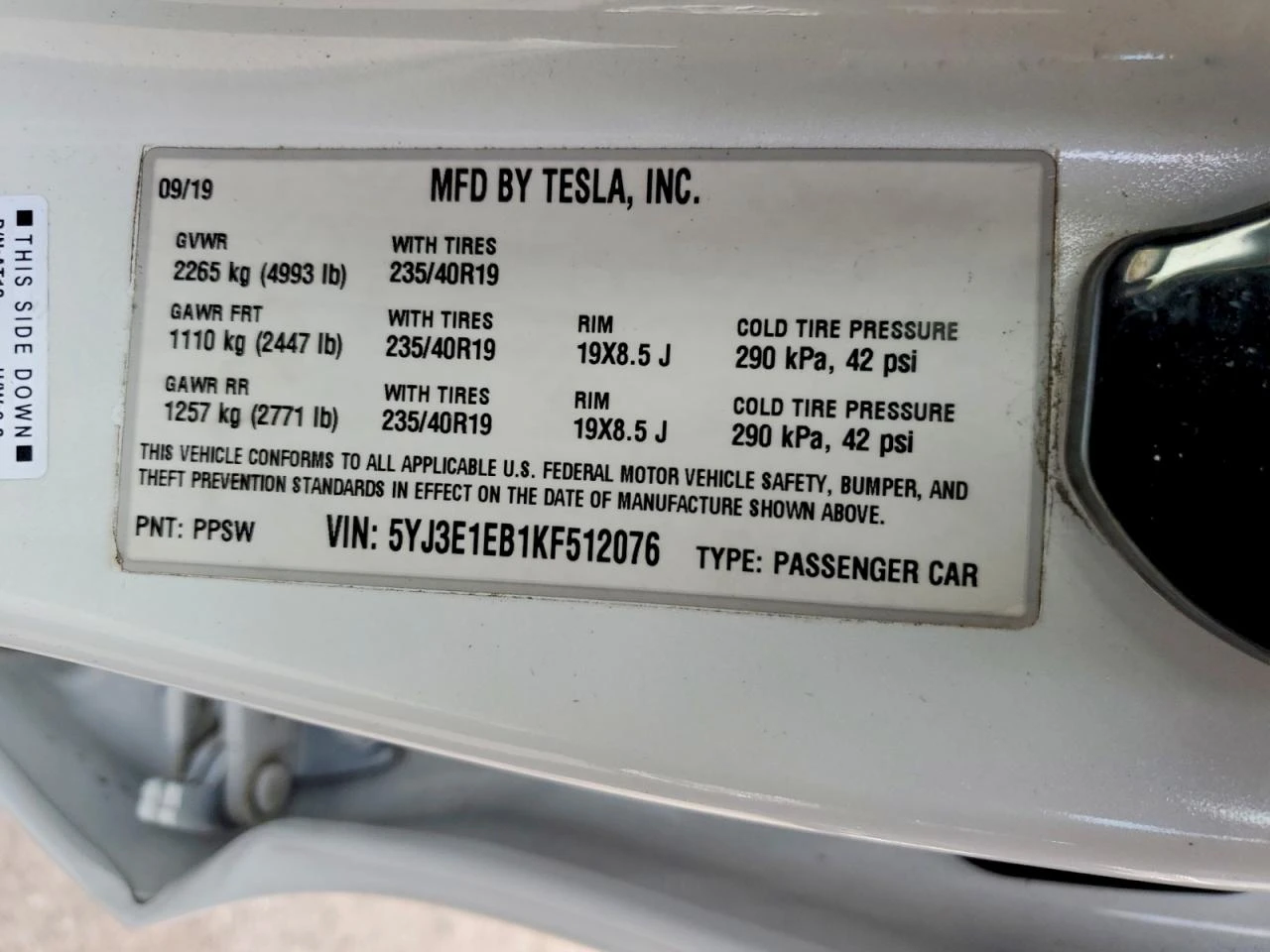 Tesla Model 3, снимка 12 - Автомобили и джипове - 53947825